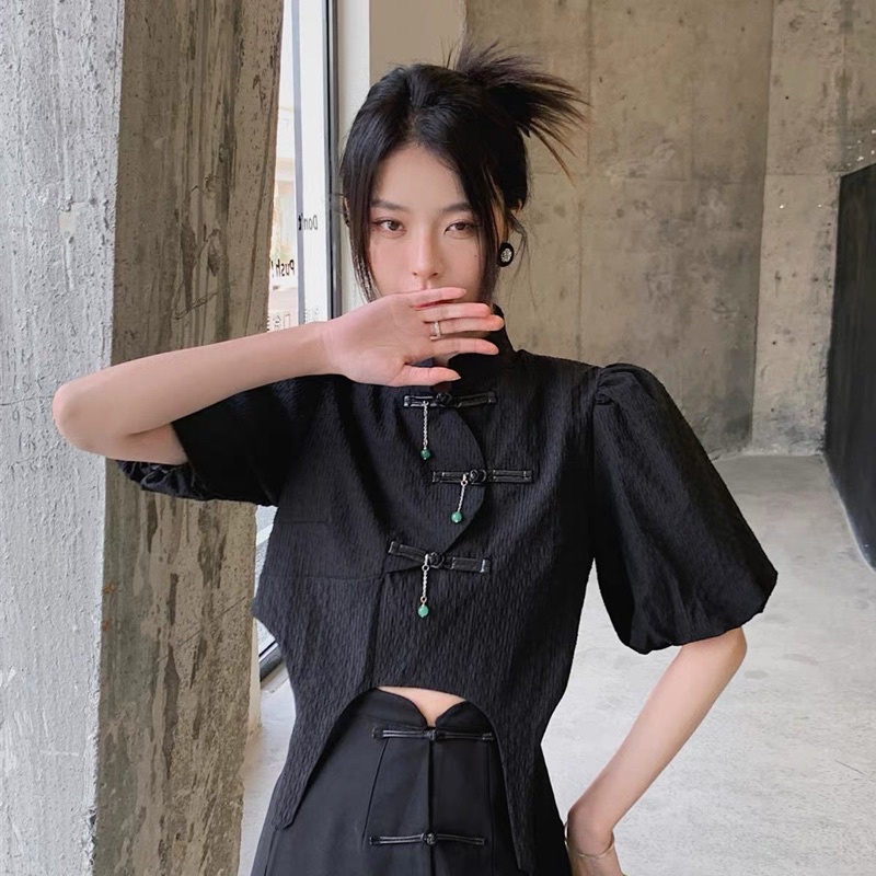 Áo croptop cổ trang