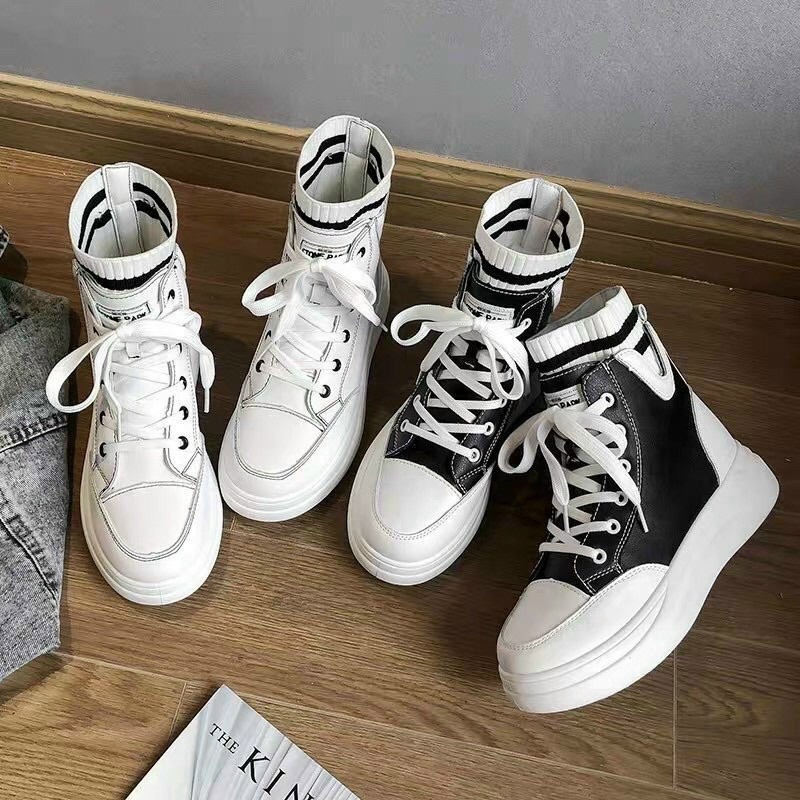 Bata cổ cao thời trang nữ