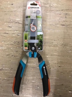 KÉO TỈA LÁ GARDENA