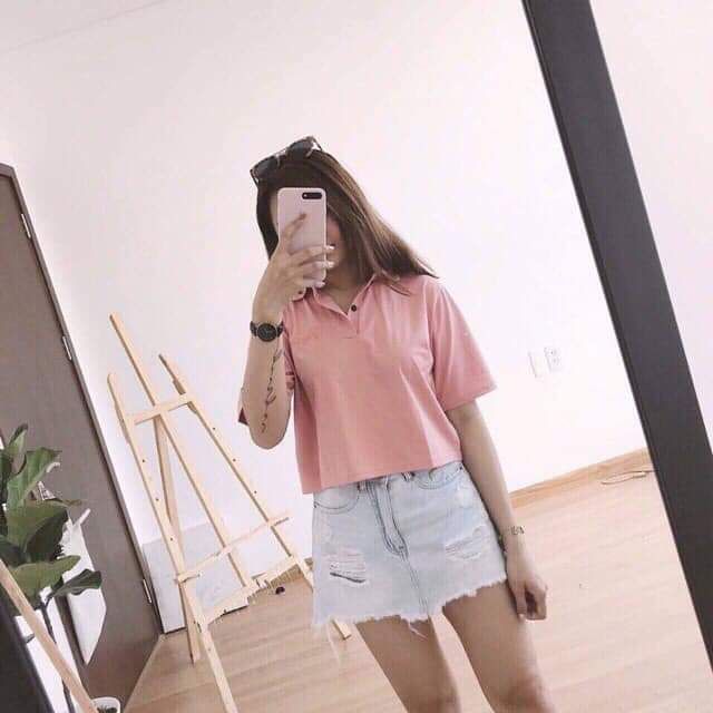 Áo croptop tay ngắn cổ chữ V hồng