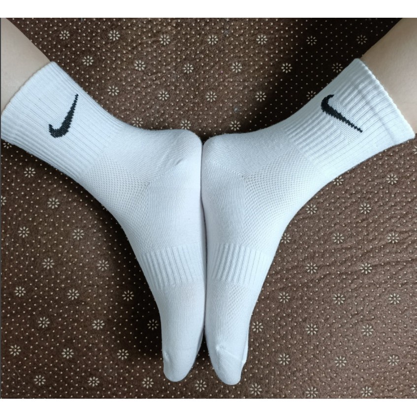 Tất Vớ Nike Cổ Cao Dệt Kim Nam Nữ Hàn Quốc Thể Thao , Vớ Cổ Cao Nam Nữ Thể Thao Hai Màu Đen Trắng