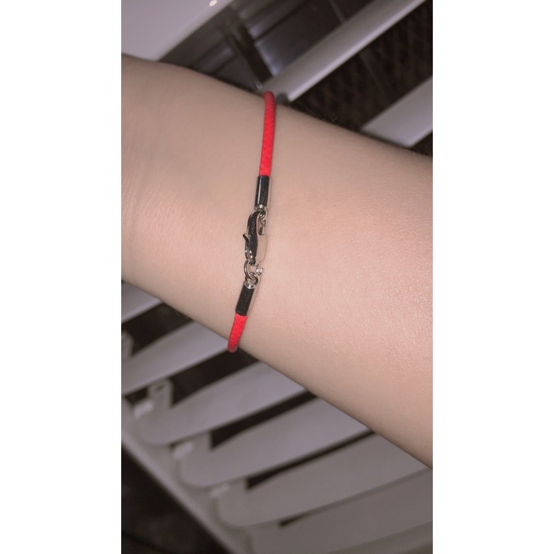 Vòng tay sợi chỉ đỏ dây sáp may mắn khoá inox bền ko gỉ