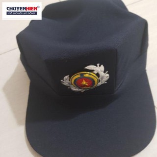 Mũ bảo vệ có sao cành tùng