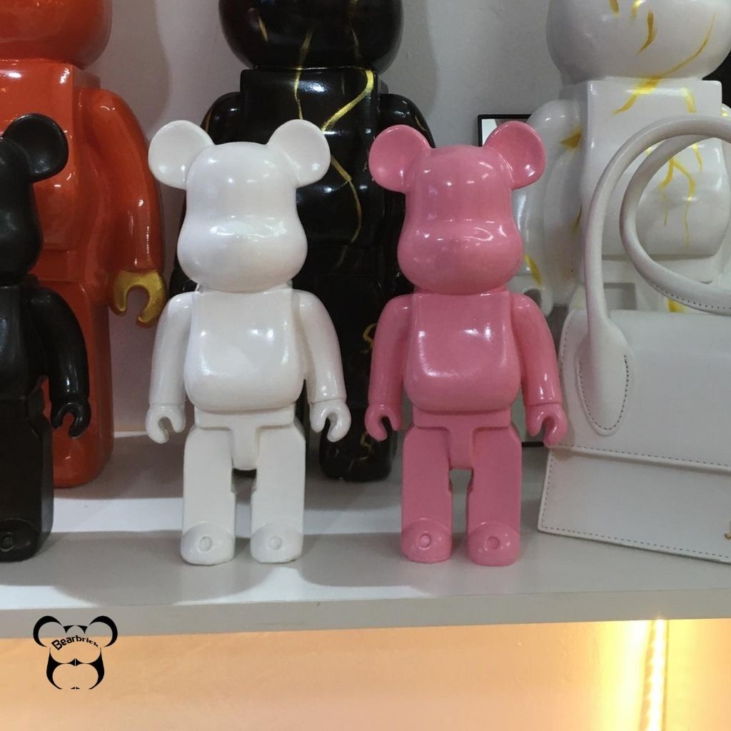 Bearbrick 400, gấu bearbrick 28cm cỡ bé để bàn, mẫu 1 màu trơn - Chin Official Store