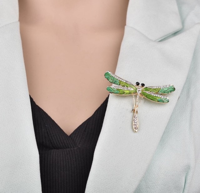 Cài áo chuồn chuồn xanh mẫu mới