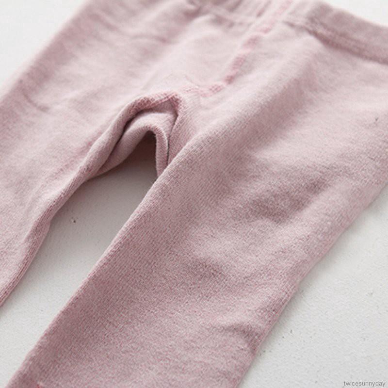 Quần vớ giữ ấm thiết kế xinh xắn thời trang cho bé