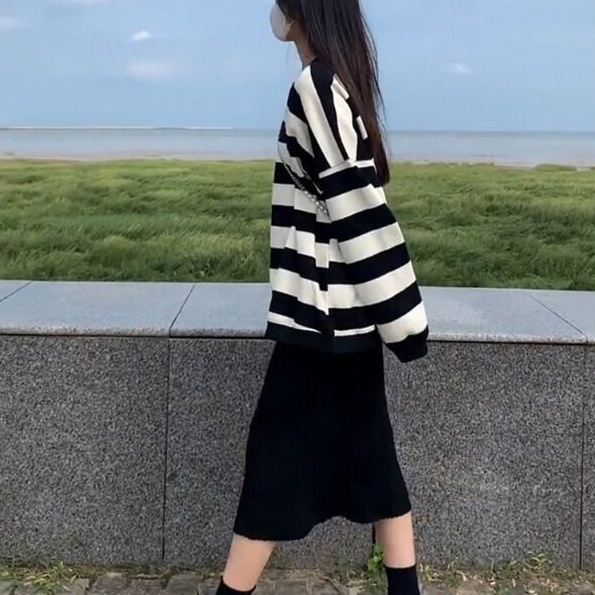 Bộ Áo Hoodie Kẻ Sọc + Quần Thời Trang Cá Tính Cho Nữ