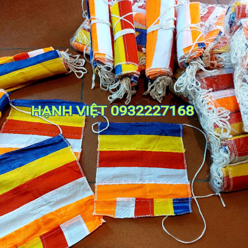 Cờ Phật dây - Một dây cờ 20 lá .