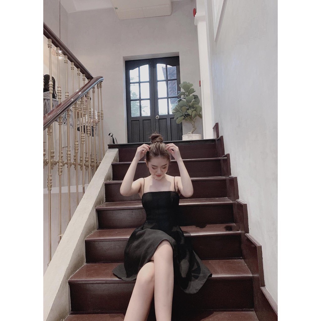Đầm váy 2 dây dạo phố dáng xòe xếp ly eo - Leva Dress | BigBuy360 - bigbuy360.vn