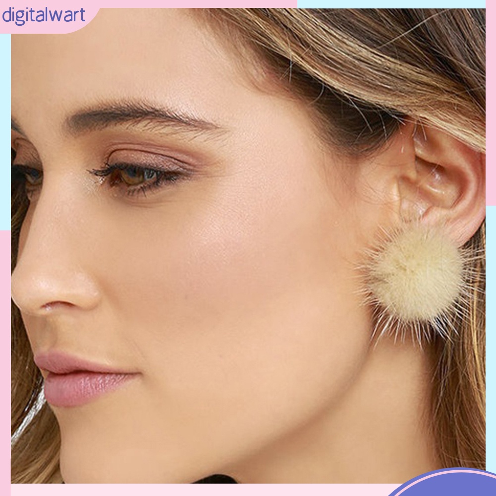 Hoa tai hình bóng lông thời trang thanh lịch dành cho nữ