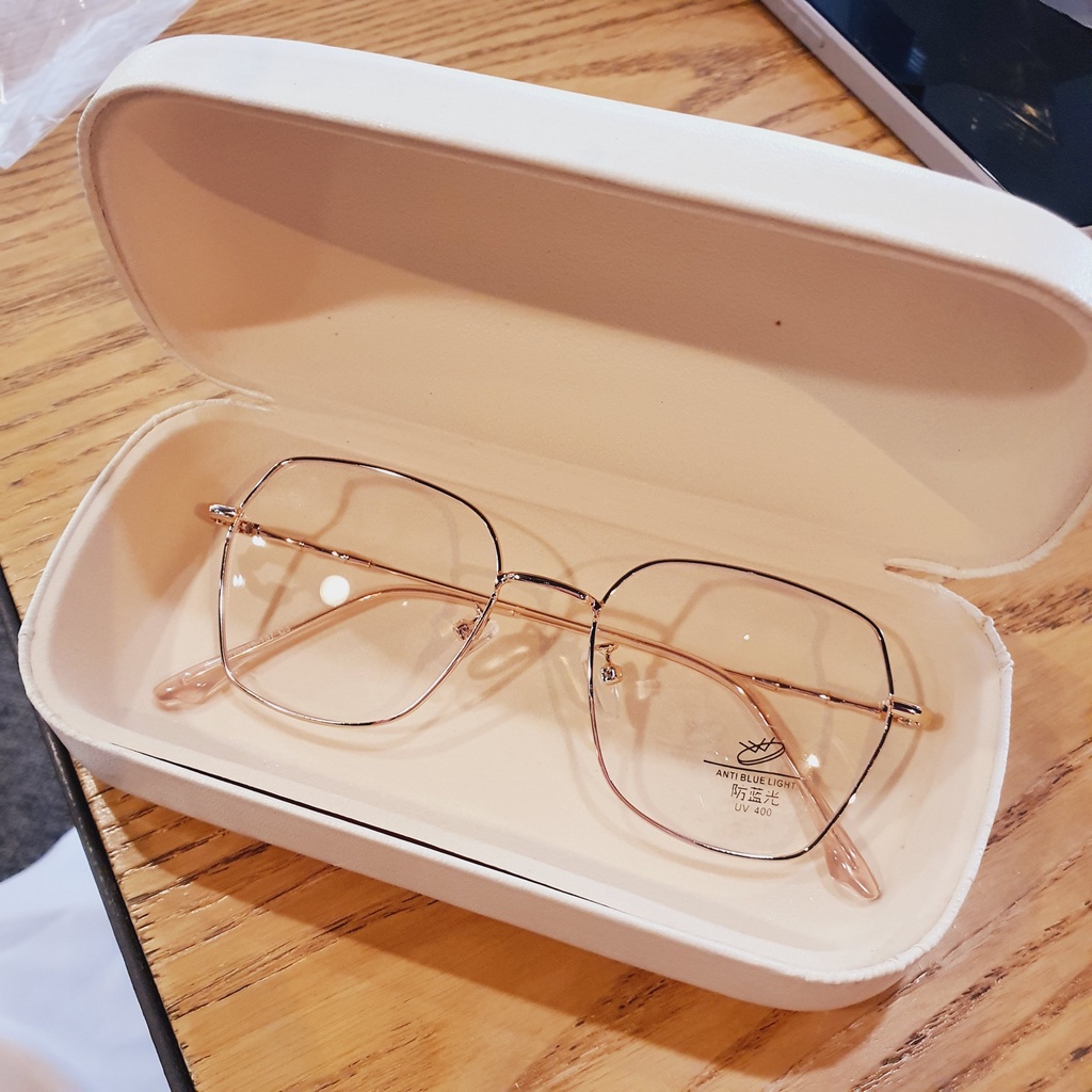Kính cận form chữ nhật 8899