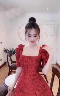 ĐẦM GẤM ĐỎ TAY PHỒNG