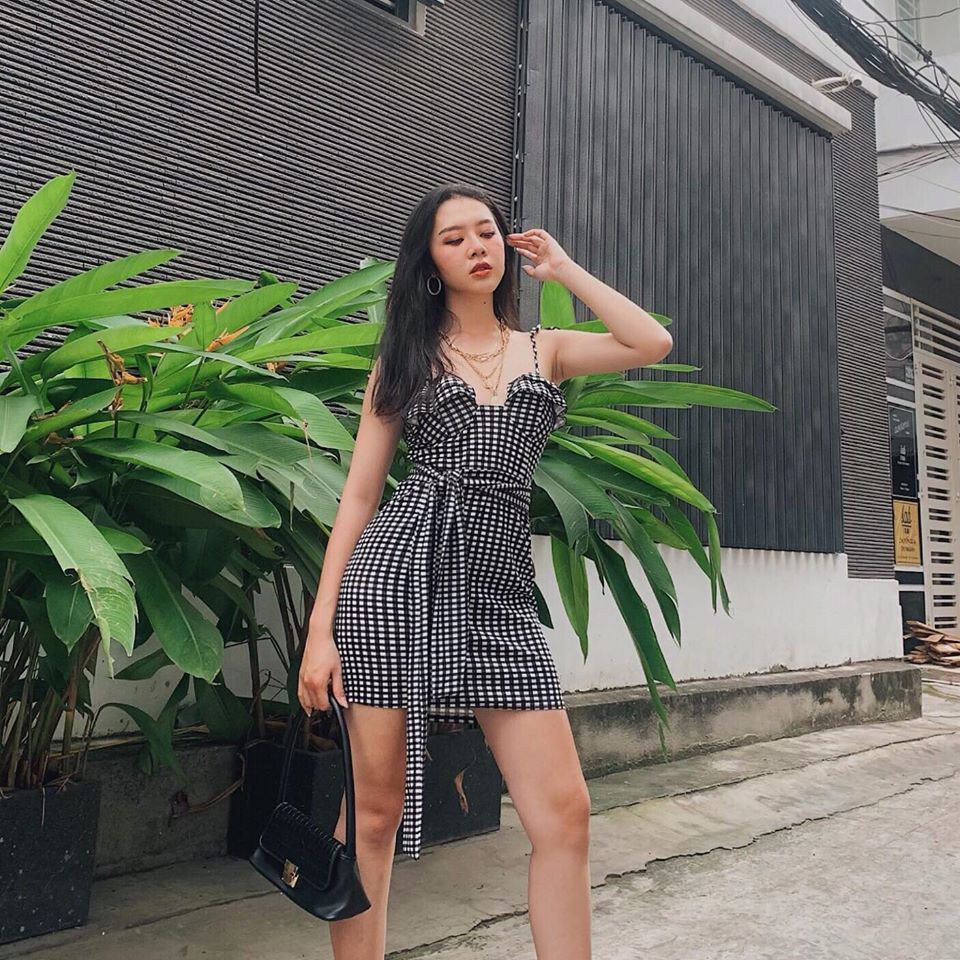 ĐẦM CARO CÚP NGỰC ĐEN