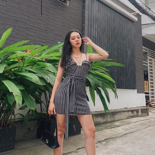 Đầm caro cúp ngực đen