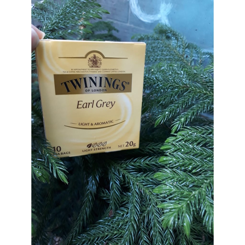 Trà túi lọc TWININGS ( Trà Hoa cúc, Trà Bạc Hà, Trà xanh, Trà  English Breakfast, Rusian Caravan, Earl Grey)