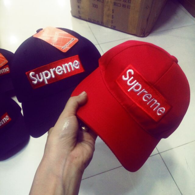 Nón thêu supreme
