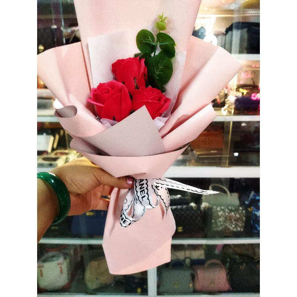 Bó sáp 3 bông sip từ 2 b