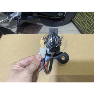 Ổ KHÓA XE MÁY 67 68 CL CD