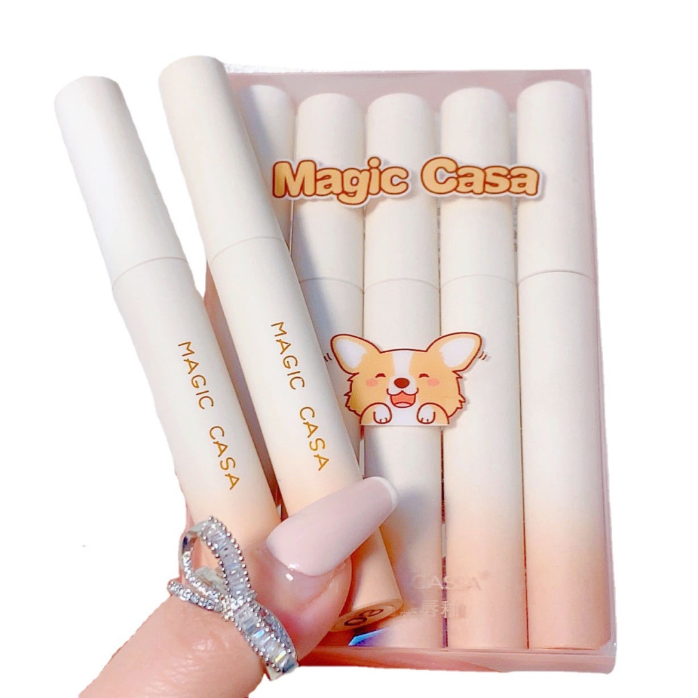 Son môi có độ hoàn màu cao Thời trang hợp thời trang Velvet Matte Kết cấu mịn màng Làm đẹp phổ biến Son bóng không dính vào cốc Trang điểm bán chạy nhất Bộ lâu trôi Nhu cầu cao