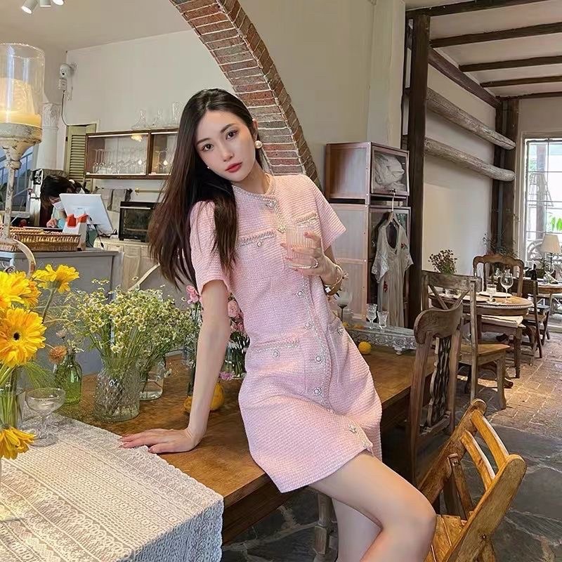-Đầm dạ dáng suông demin màu hồng