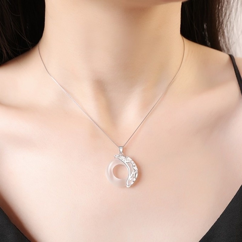 Vòng cổ Mặt Trái Tim Phong Cách Cổ Điển 210818