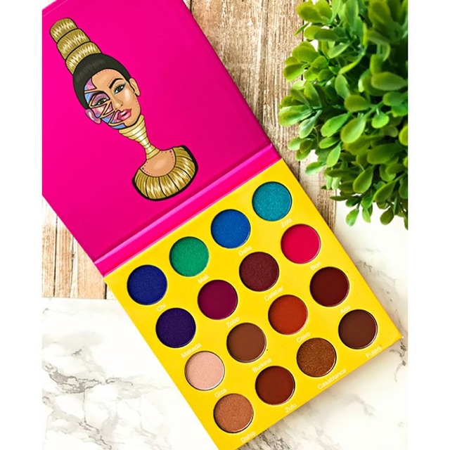 Bảng mắt Juvias Place