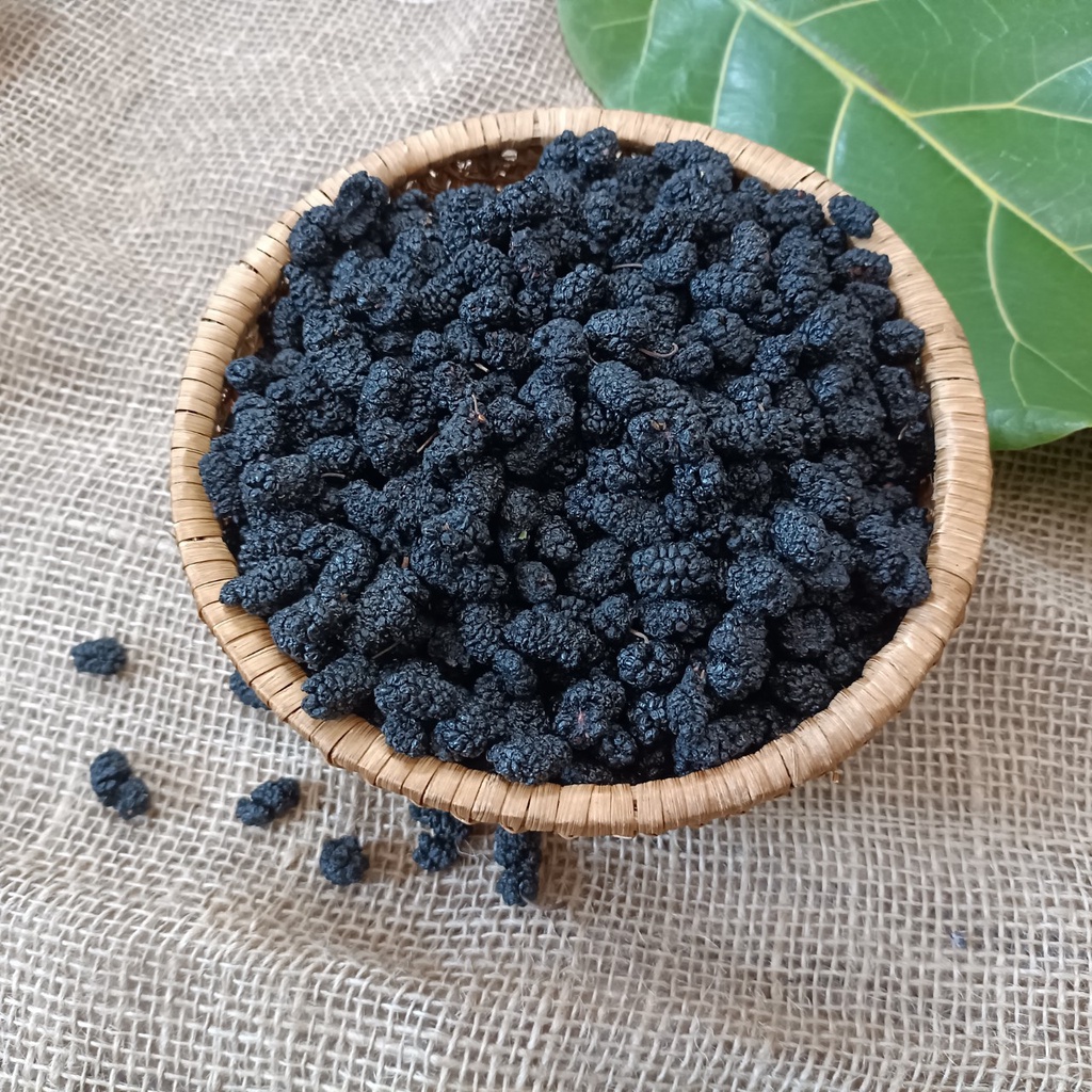 Dâu tằm sấy khô nguyên quả Racos 500gr- Trái dâu tằm khô dẻo vị ngọt vừa dùng để pha trà, ăn liền