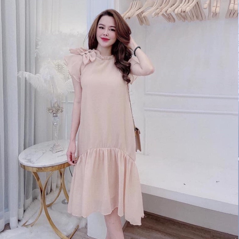 xả Váy bầu thiết kế dáng dài phối nơ vai sang chảnh