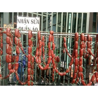 1 ký Lạp xưởng tiêu đen Hóc Môn