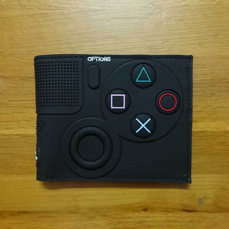 Ví Ngắn Gập Đôi Họa Tiết Tay Cầm Chơi Game