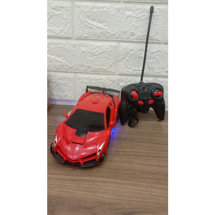 🎁Quà tặng cho bé 🎁 Xe điều khiển từ xa biên hình Robot, Xe ô tô đồ chơi điều khiển 4 chiều thông minh