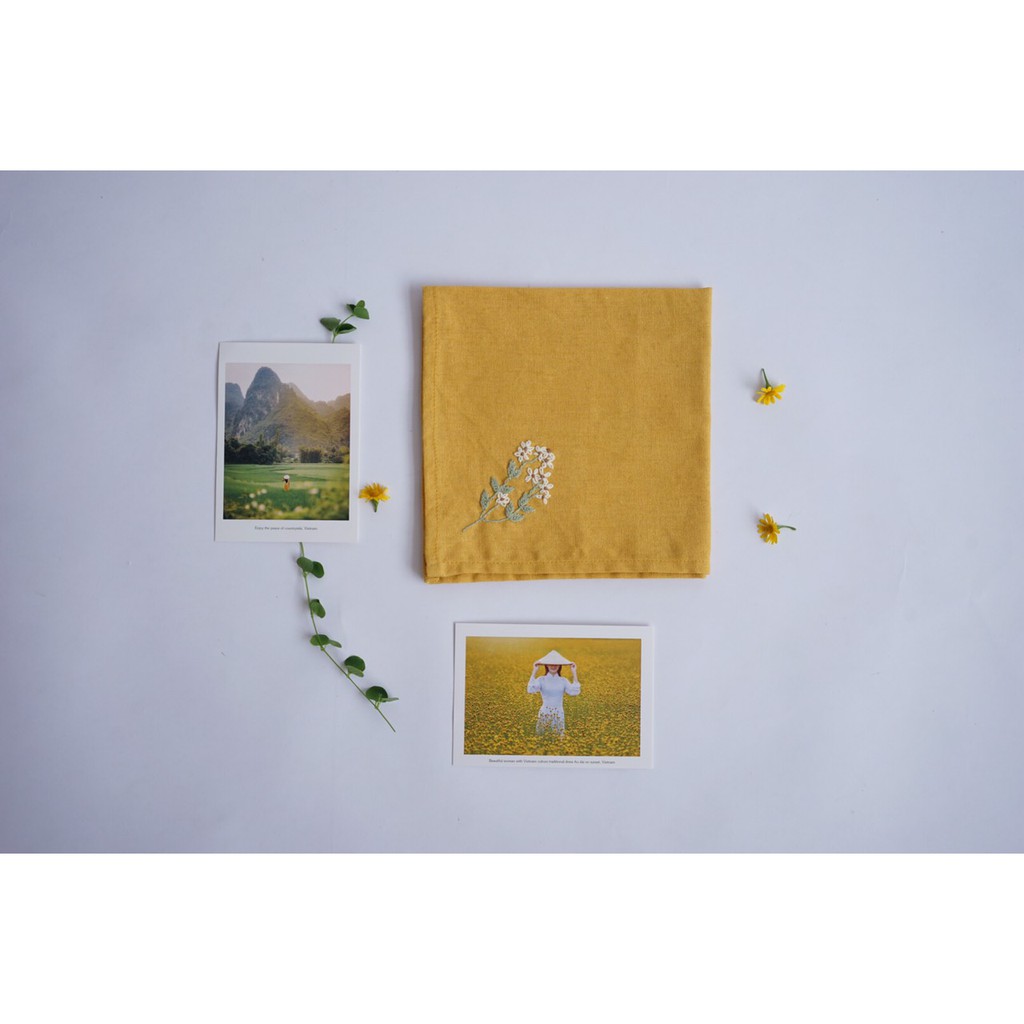 Set 2 Khăn Tay Thêu Linen 2 màu ngẫu nhiên
