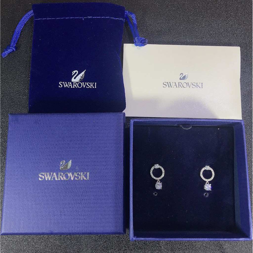 Khuyên tai mặt nhẫn tròn cuốn hút Swarovski