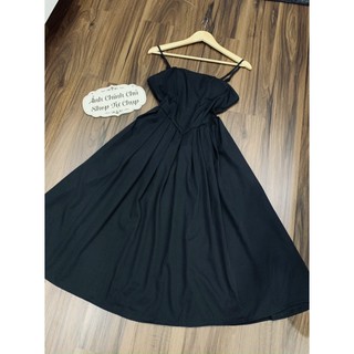 g8- đầm xoè 2 dây đen và Nude