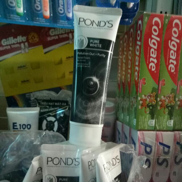 Sữa rửa mặt Pond's than hoạt tính 50 g