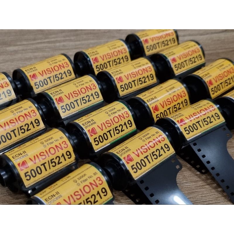 Film điện ảnh indate Kodak Vision 3 500T (hỗ trợ máy PnS)