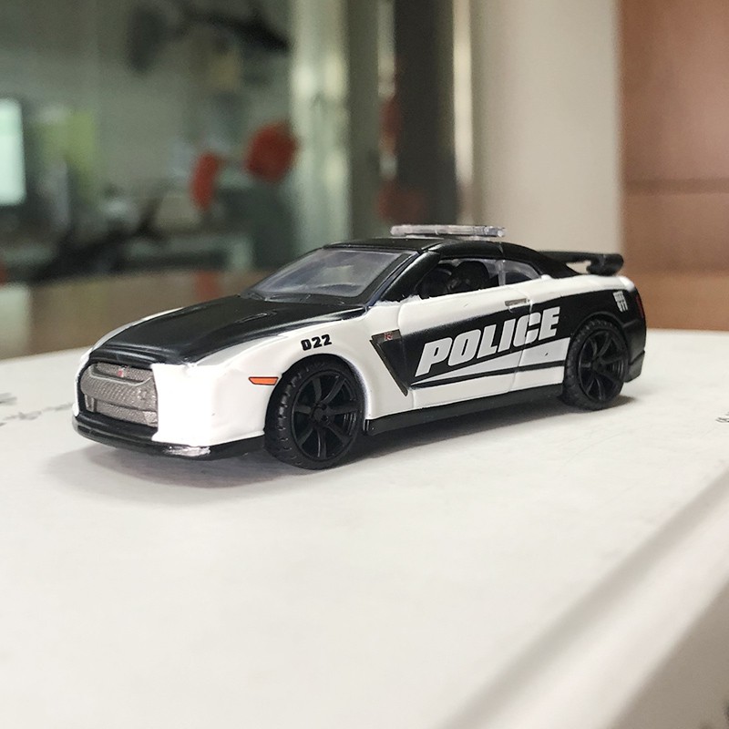 Mô Hình Xe Hơi Ford Wild Magpie Gtr Bằng Hợp Kim Tỉ Lệ 1: 64