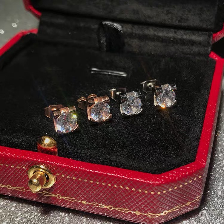 Khuyên tai thép titan mạ vàng hồng 18K đính kim cương giả vuông đơn nhỏ kiểu Hàn Quốc sang trọng chuôi chống dị ứng