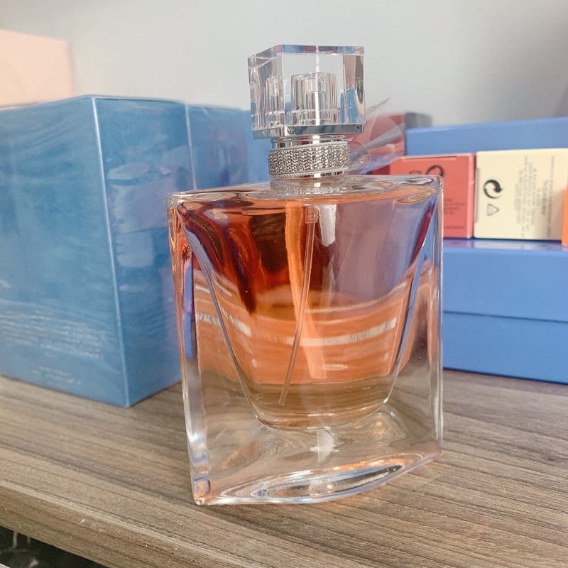 Nước hoa ngọt ngào quyến rũ