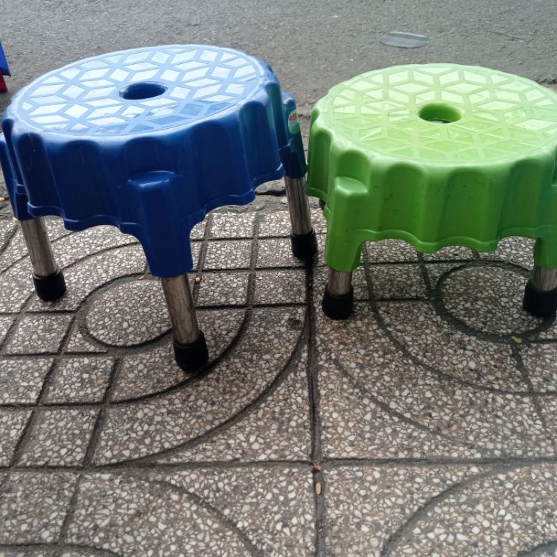 Ghế đẩu thái chân inox mặt nhựa