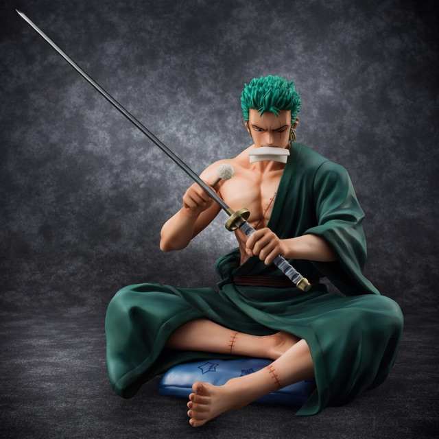 Mô hình Roronoa Zoro lau kiếm POP One piece