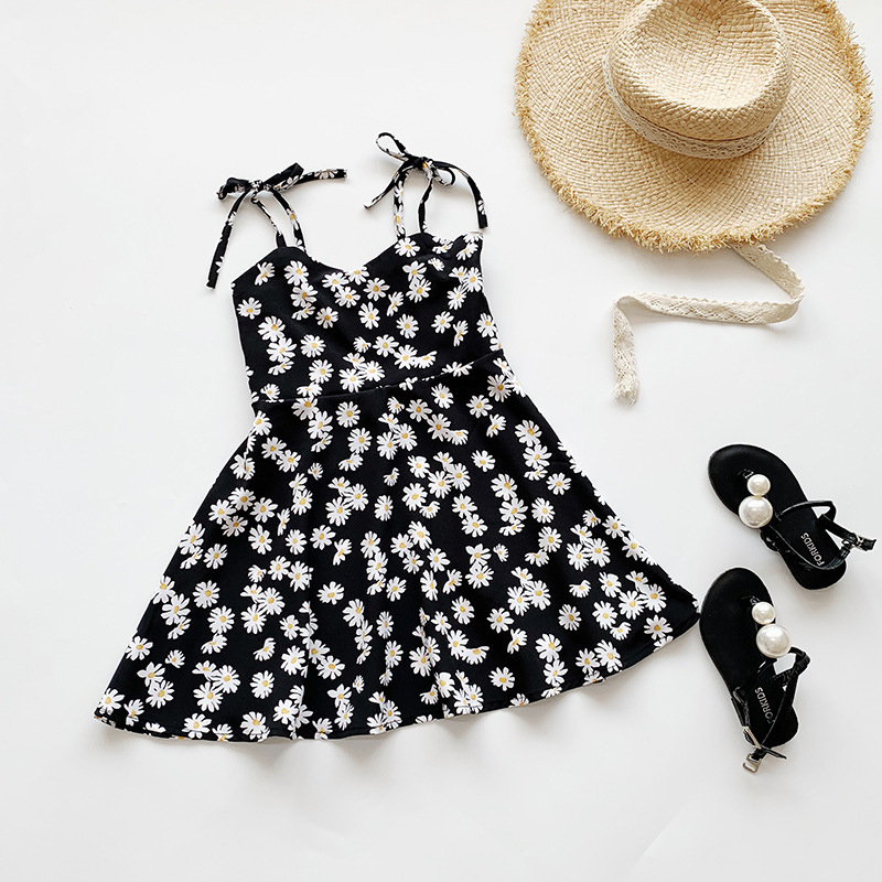 Đầm Hoa Cúc Dễ Thương Hàn Quốc Cho Bé Gái