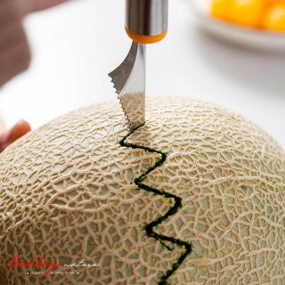 Dụng cụ cắt tỉa trái cây.