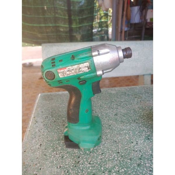 Máy bắt vít makita m 682d