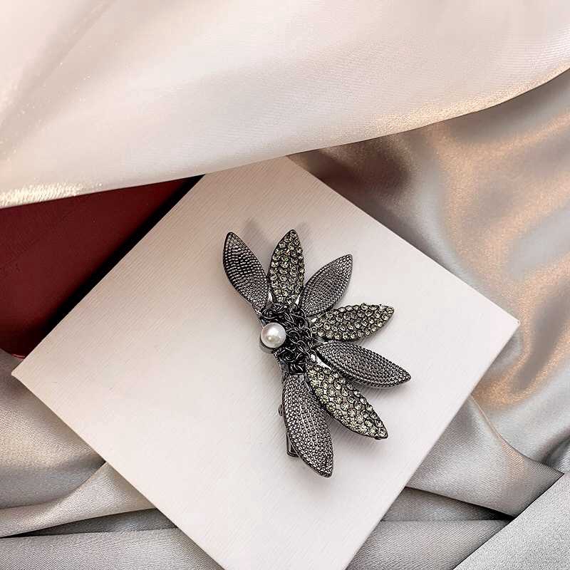 Kẹp tóc hợp kim đính ngọc trai giả phong cách phim Khách sạn Deluna IU sang trọng