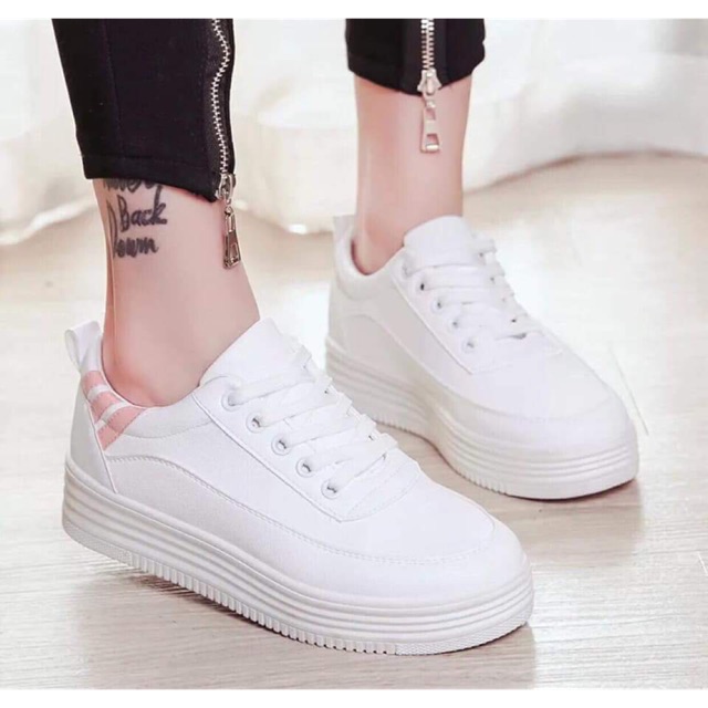 Giầy trắng độn đế 3cm
