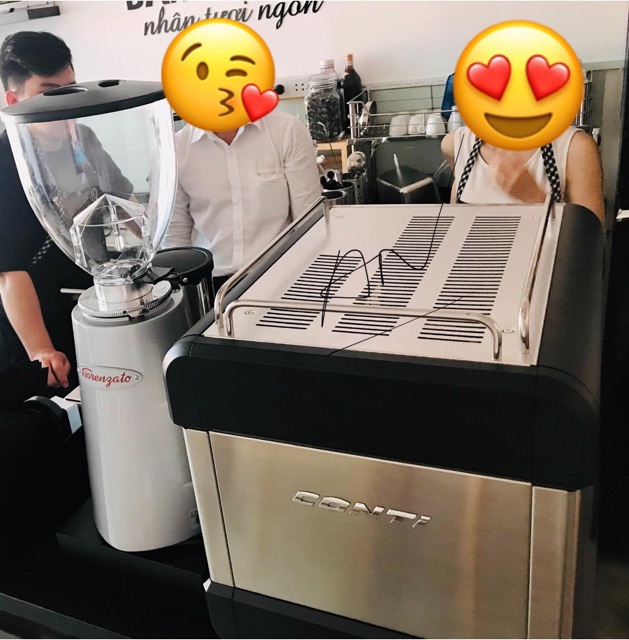 Máy pha cà phê Conti CC100 từ Pháp, dùng thử máy 324 Nguyễn Đình Chiểu F4 Quận 3.