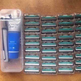 Sét dao cạo râu 36 lưỡi.