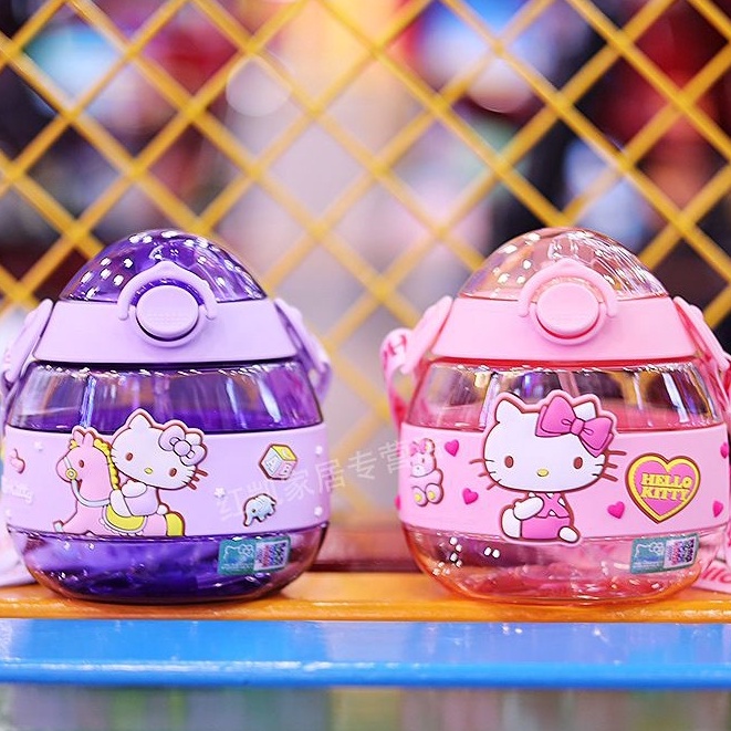 Bình Nước Bánh Donut Hello Kitty Dễ Thương Có Quai Đeo Thời Trang