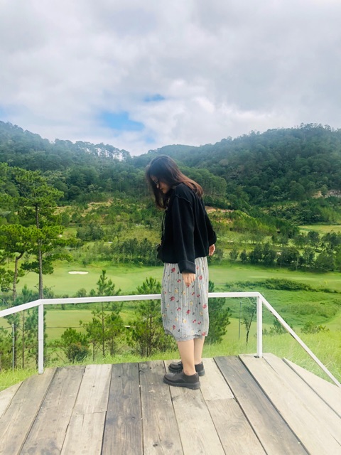 Áo tay loe U.O Jax Inside Out Notch Neck Top